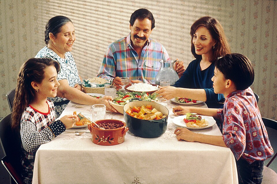 Photo illustrating the English word “eat” (comer)
