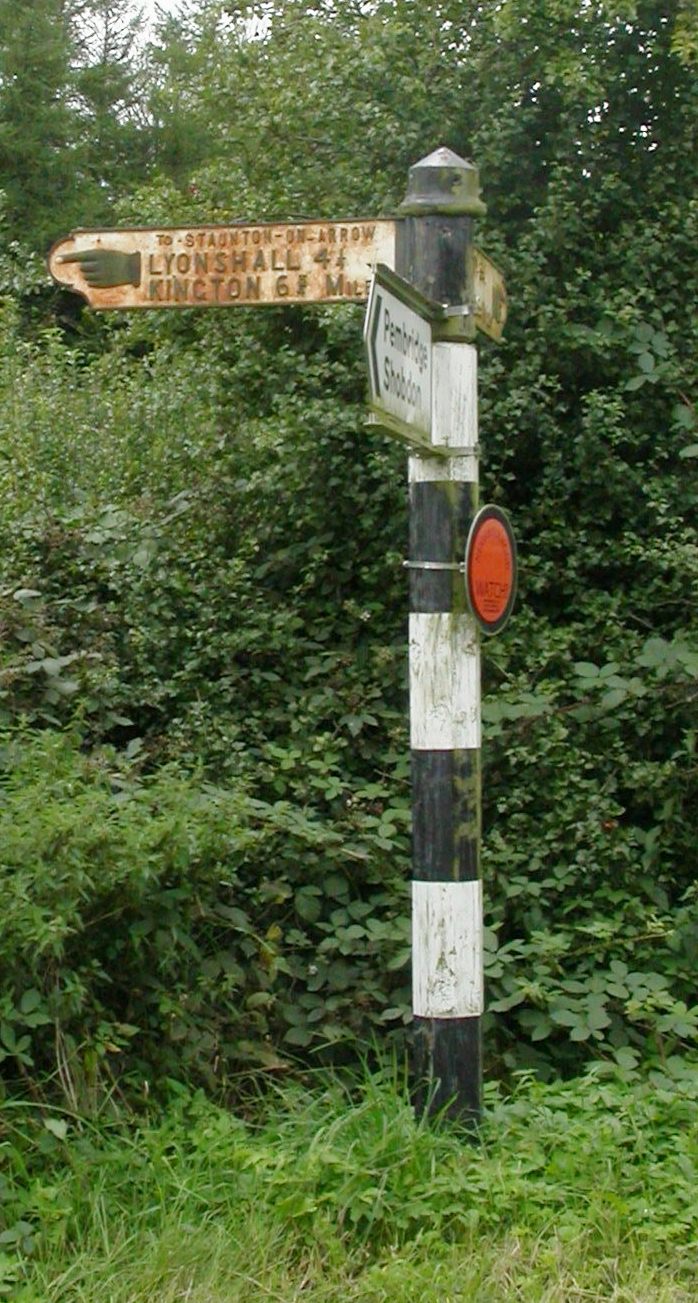 Photo illustrating the English word “where” (dónde)
